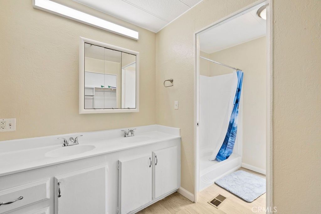 Image 13 of property listing at 64550 Pierson Boulevard 99, Desert Hot Springs, CA 92240