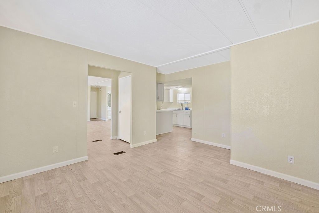 Image 16 of property listing at 64550 Pierson Boulevard 99, Desert Hot Springs, CA 92240