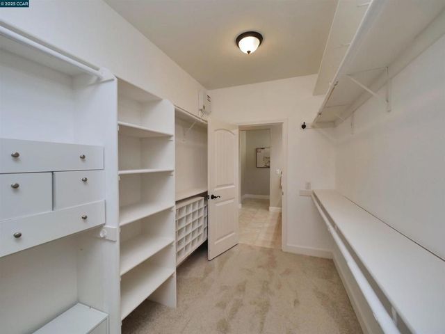 335 Suez Canal Lane, Sacramento, CA 95834