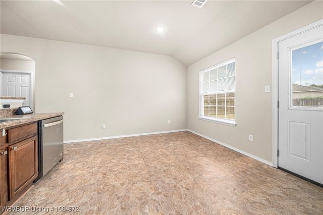 2001 Scarlett Oaks, Van Buren, AR 72956