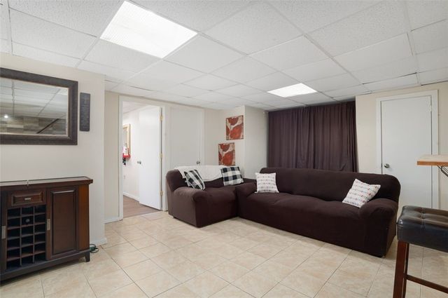 9 Halton Street, Providence, RI 02907