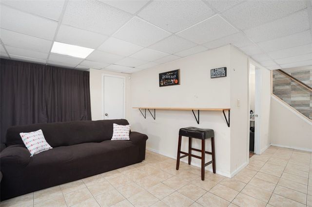 9 Halton Street, Providence, RI 02907