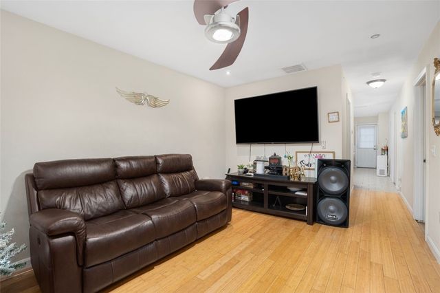 9 Halton Street, Providence, RI 02907