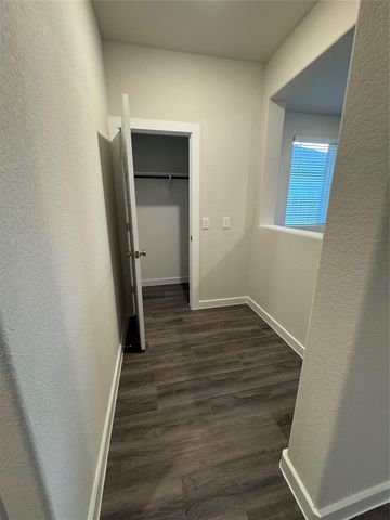 18731 Frost Ridge Drive, Crosby, TX 77532