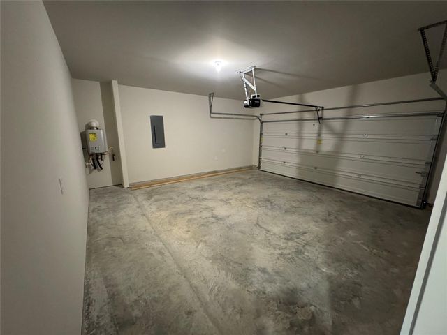 18731 Frost Ridge Drive, Crosby, TX 77532