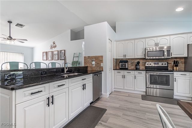 138 Zenith CIR, Fort Myers, FL 33913