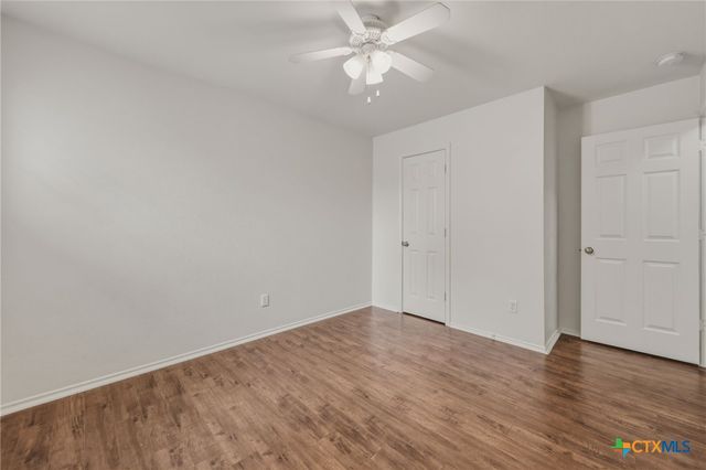 109 Comal Cove, Elgin, TX 78621