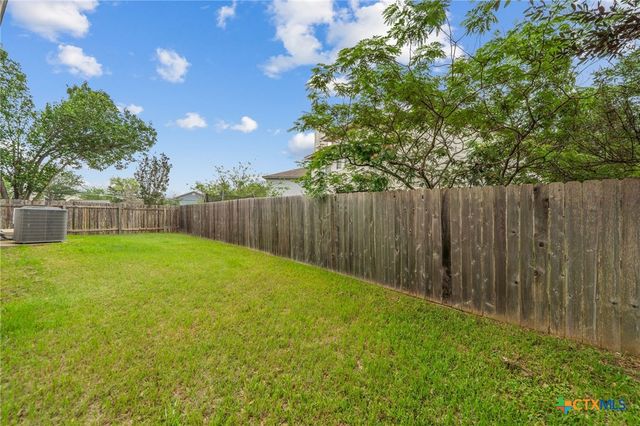 109 Comal Cove, Elgin, TX 78621