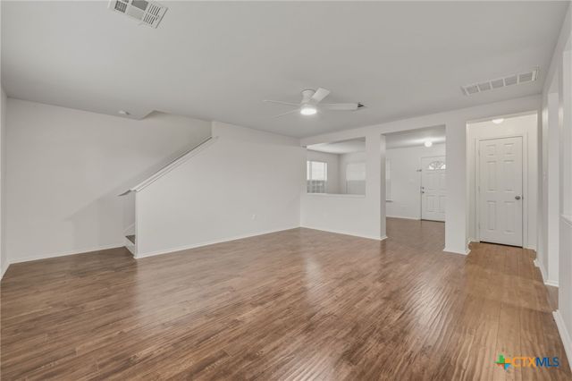 109 Comal Cove, Elgin, TX 78621