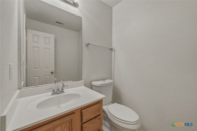 109 Comal Cove, Elgin, TX 78621