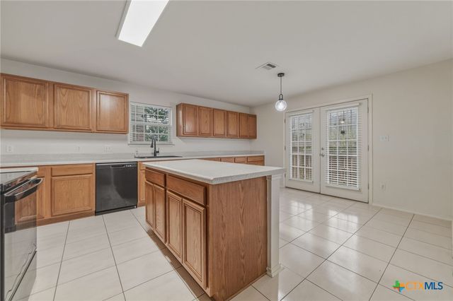 109 Comal Cove, Elgin, TX 78621