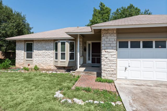 2606 Tumlinson Fort DR, Leander, TX 78641