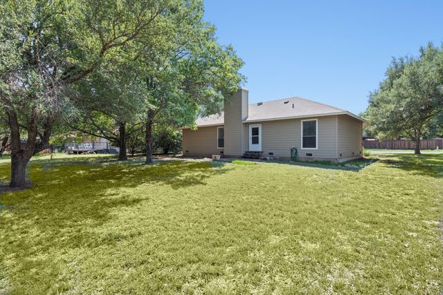 2606 Tumlinson Fort DR, Leander, TX 78641