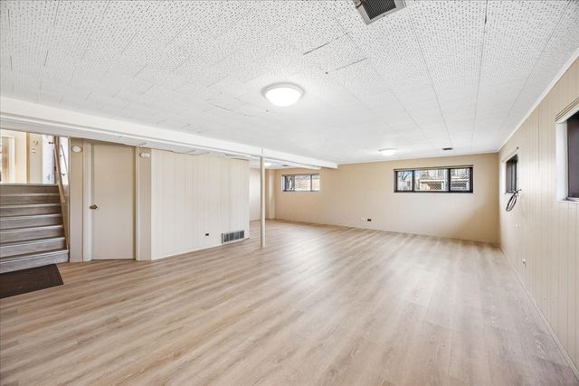 10406 Preston Street, Westchester, IL 60154