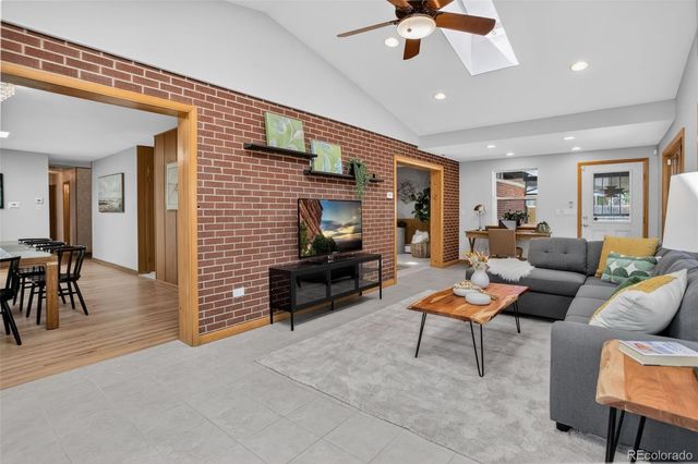 657 S Pontiac Way, Denver, CO 80224