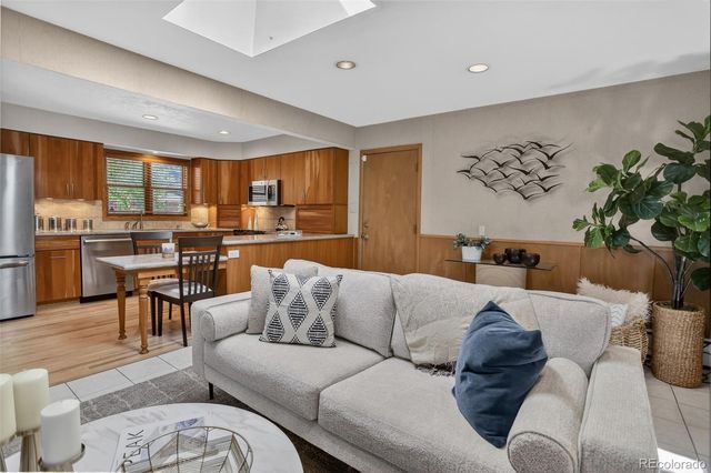 657 S Pontiac Way, Denver, CO 80224