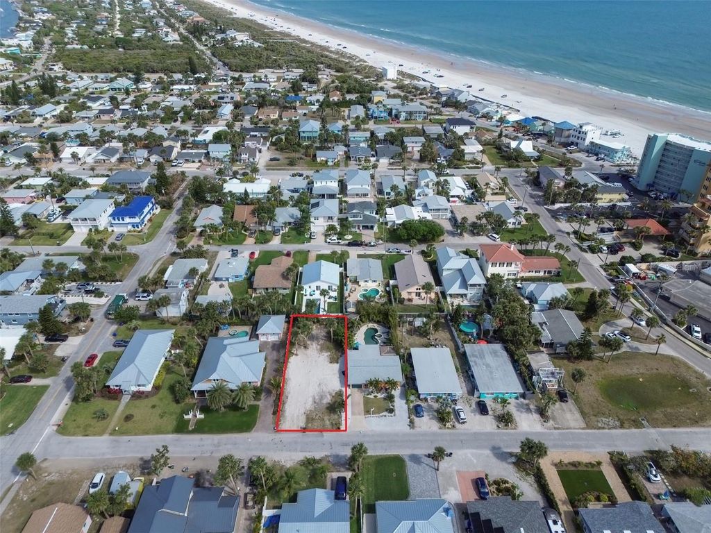 Image 6 of property listing at 306 NORMANDY AVENUE, New Smyrna Beach, FL 32169