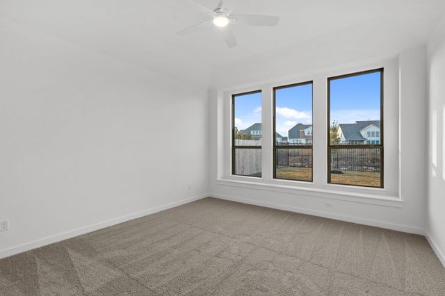 556 Sage Thrasher CIR, Dripping Springs, TX 78620