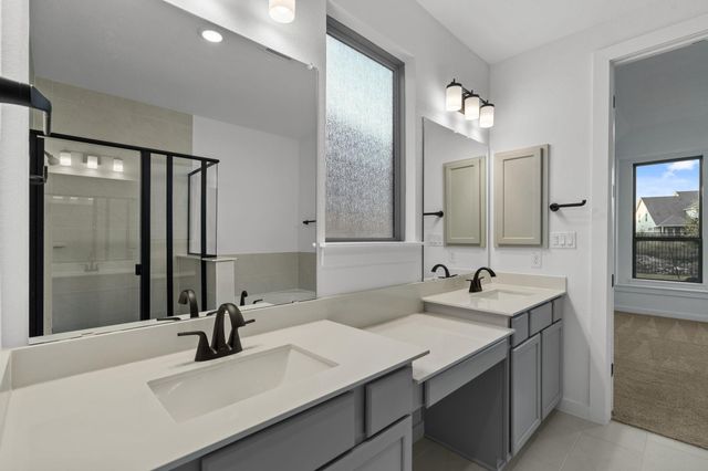 556 Sage Thrasher CIR, Dripping Springs, TX 78620