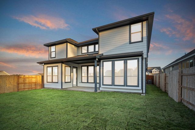 556 Sage Thrasher CIR, Dripping Springs, TX 78620