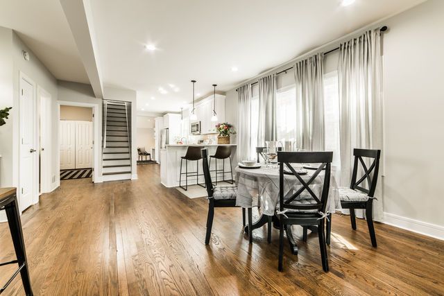 5625 N Menard Avenue, Chicago, IL 60646