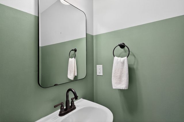 914 Warren St, Nashville, TN 37208