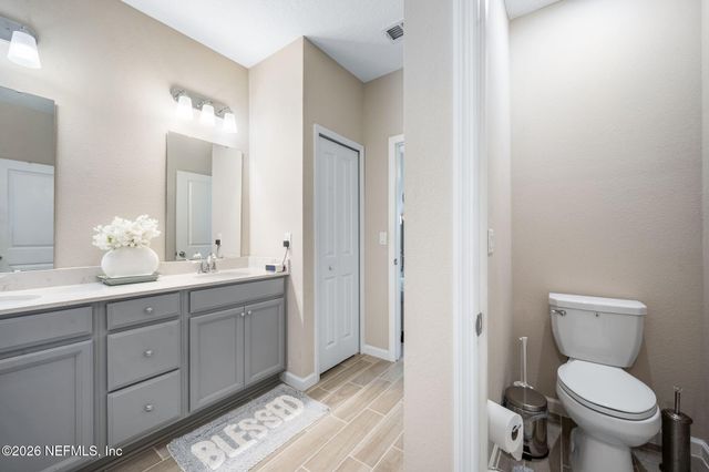 3921 CLOVERDALE Court, Middleburg, FL 32068