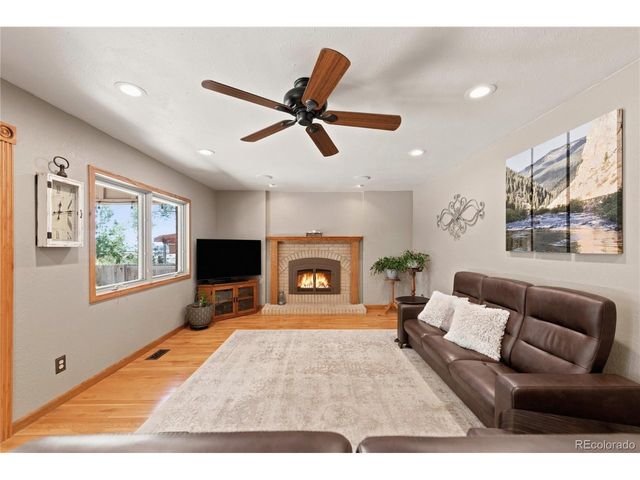 2188 S Coors Cir, Denver, CO 80228