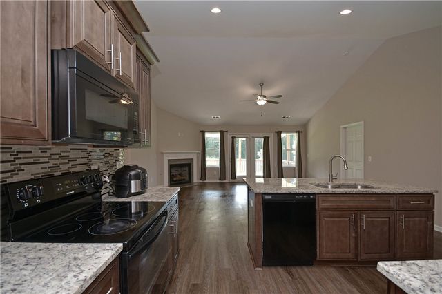 800 Broadway School Road, Belton, SC 29627
