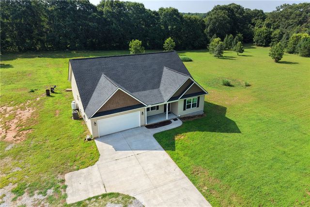 800 Broadway School Road, Belton, SC 29627