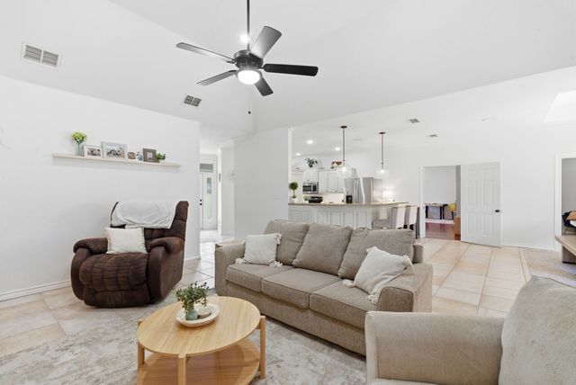 405 Zion Hill Road, Weatherford, TX 76088