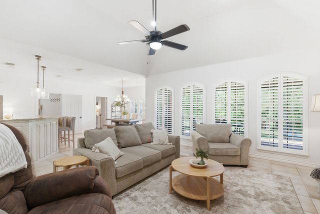 405 Zion Hill Road, Weatherford, TX 76088