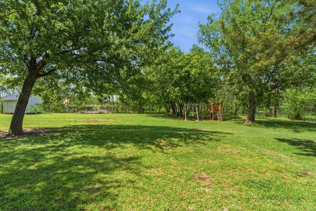 405 Zion Hill Road, Weatherford, TX 76088