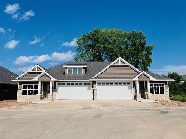 491 PAPERMILL CIRCLE, Kimberly, WI 54136