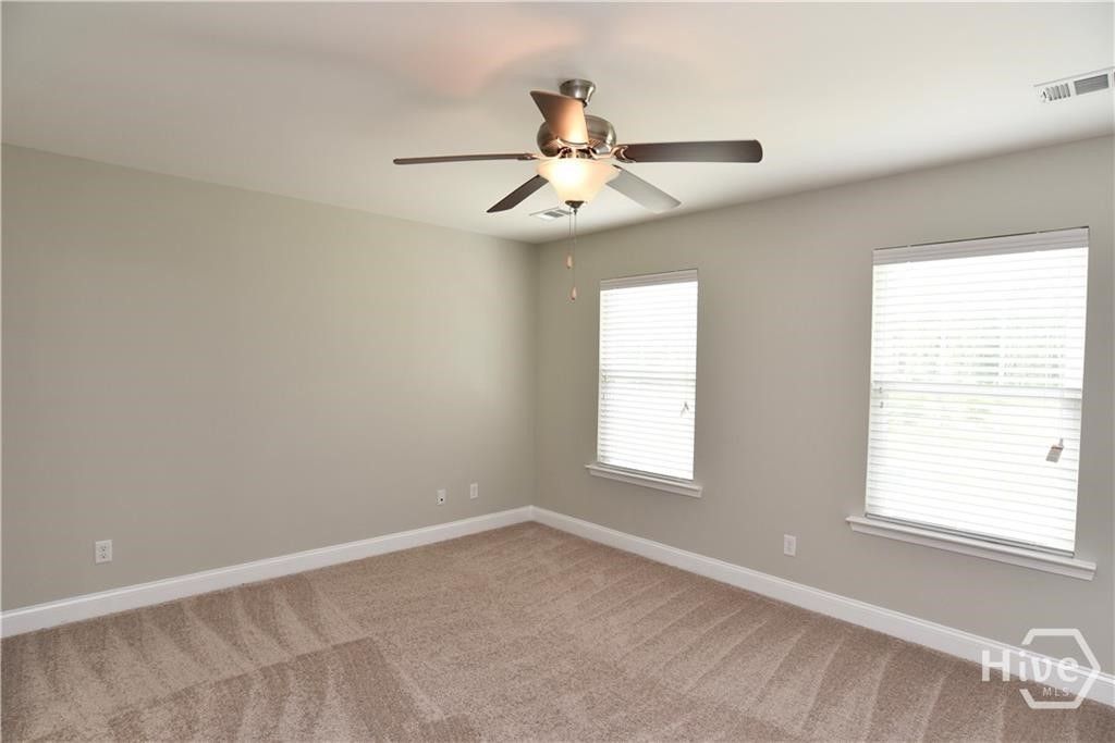 Image 12 of property listing at 20 Parkview Lane, Richmond Hill, GA 31324