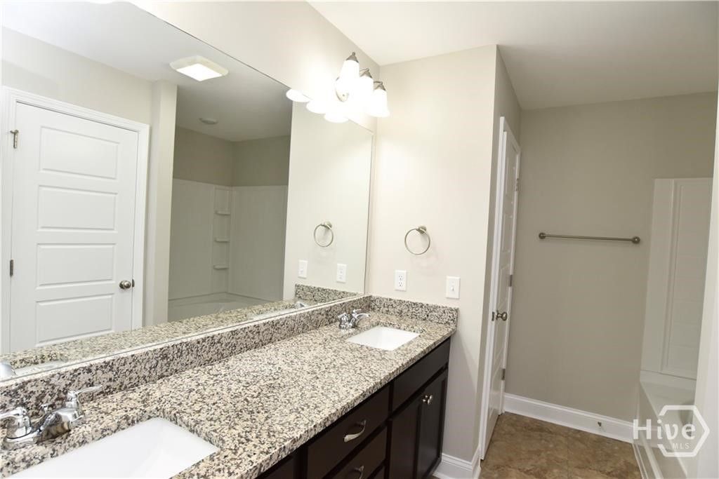 Image 13 of property listing at 20 Parkview Lane, Richmond Hill, GA 31324