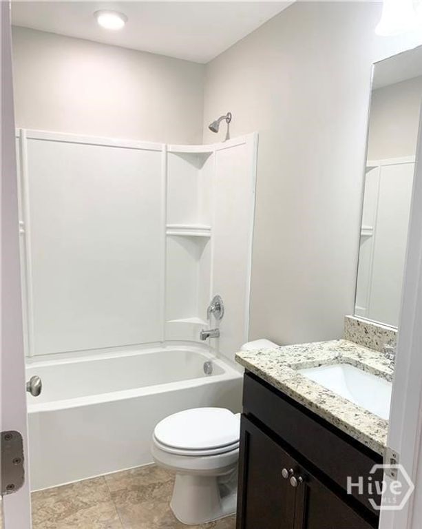 Image 16 of property listing at 20 Parkview Lane, Richmond Hill, GA 31324