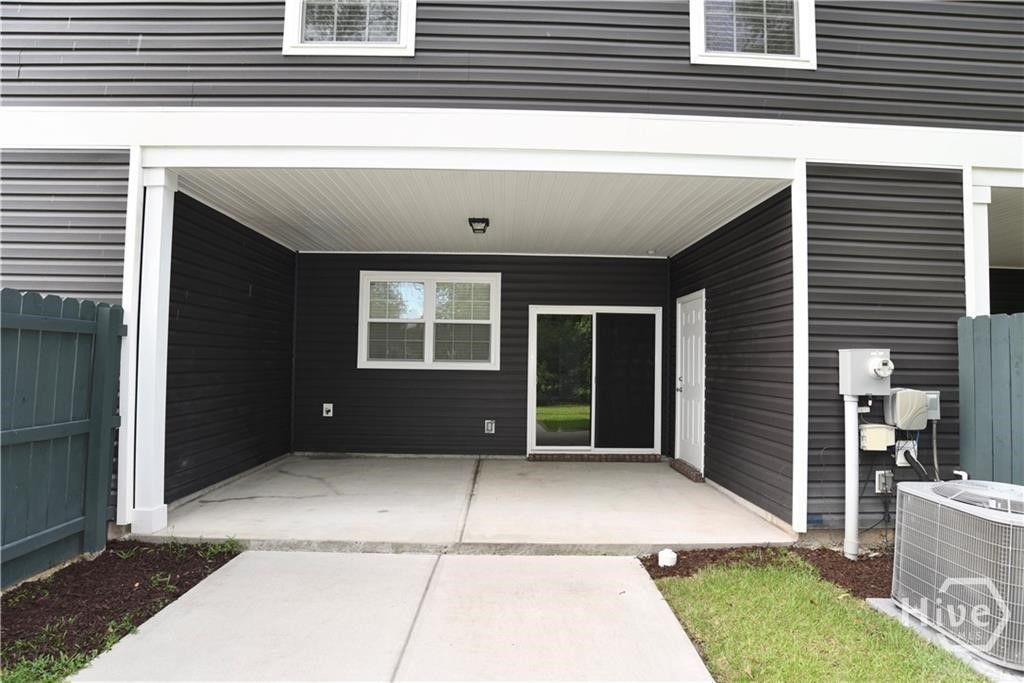 Image 20 of property listing at 20 Parkview Lane, Richmond Hill, GA 31324
