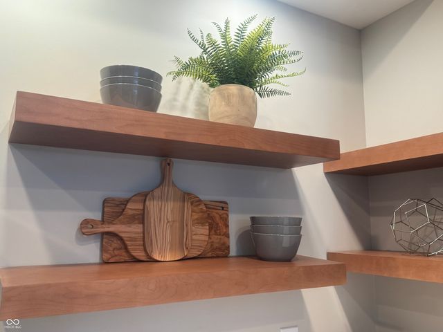 1422 English Avenue, Indianapolis, IN 46201