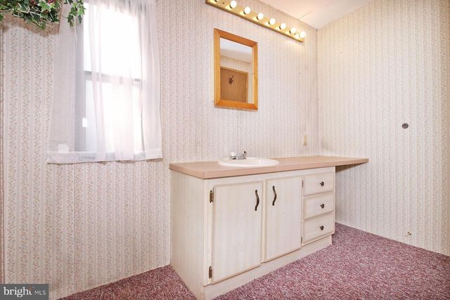 2015 E PENNSYLVANIA AVE, Lebanon, PA 17042