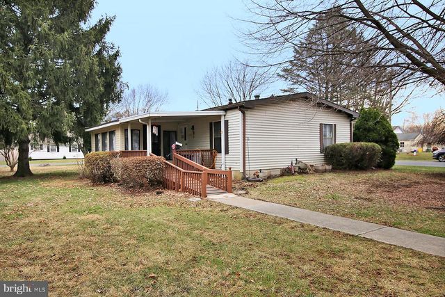 2015 E PENNSYLVANIA AVE, Lebanon, PA 17042