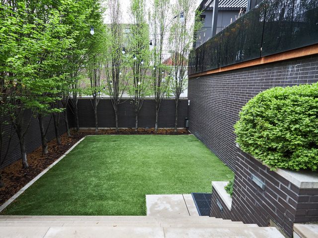 2145 W Mclean Avenue, Chicago, IL 60647