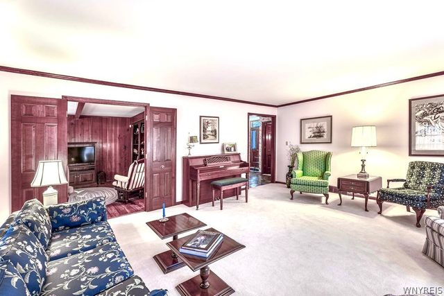 48 Deer Run, Amherst, NY 14221