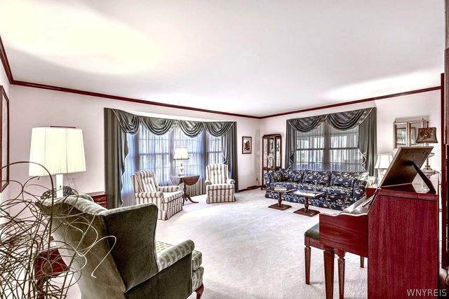 48 Deer Run, Amherst, NY 14221