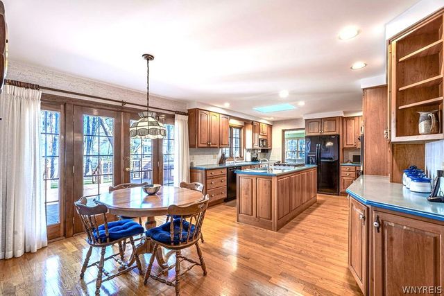 48 Deer Run, Amherst, NY 14221