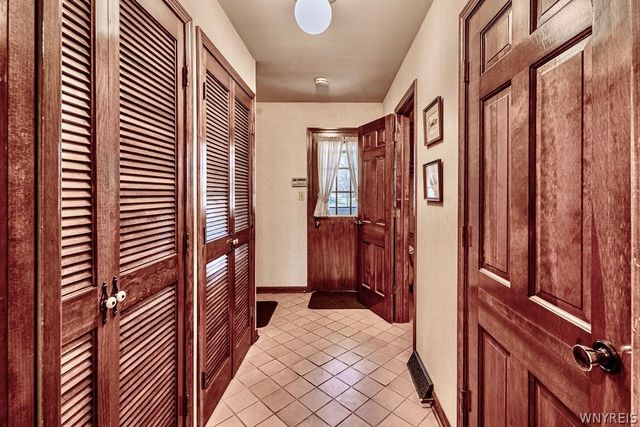 48 Deer Run, Amherst, NY 14221