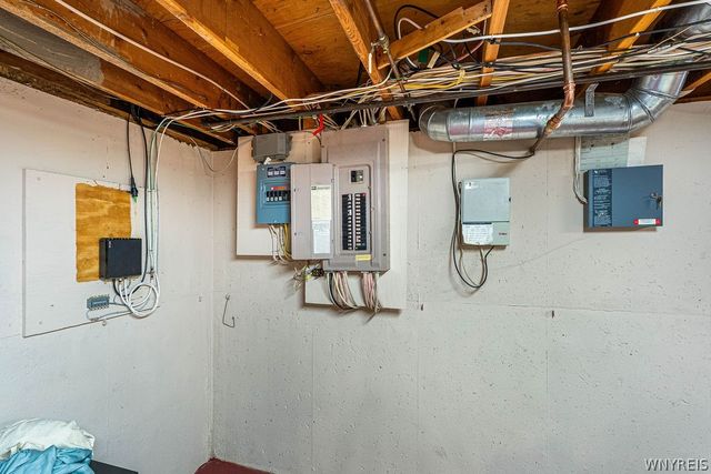 48 Deer Run, Amherst, NY 14221