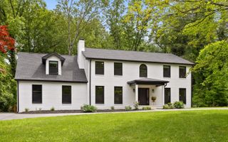 1234 Mountain Brook Circle, Signal Mountain, TN 37377