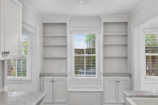 433 SE 7TH STREET, Gainesville, FL 32601