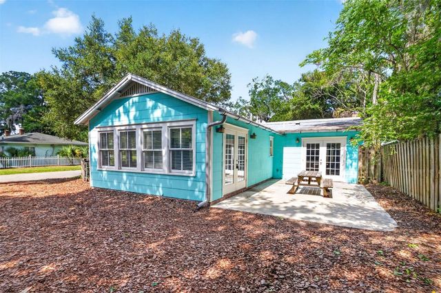 433 SE 7TH STREET, Gainesville, FL 32601